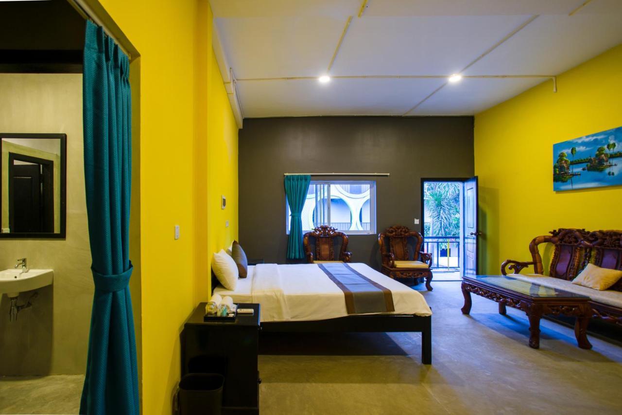 White Rabbit Hostel Siem Reap Buitenkant foto