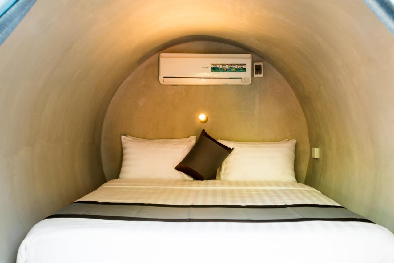 White Rabbit Hostel Siem Reap Buitenkant foto