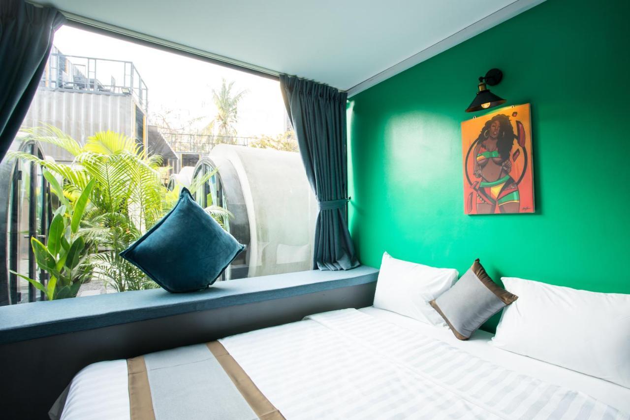 White Rabbit Hostel Siem Reap Buitenkant foto